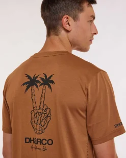 DHaRCO Mens Short Sleeve Tech Tee | Caramel Shop