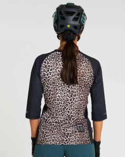DHaRCO Womens 3/4 Sleeve Jersey | Leopard Store