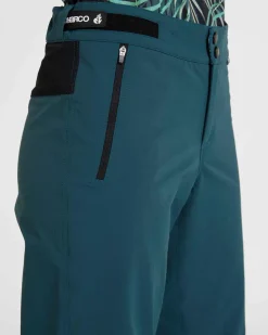 DHaRCO Womens Gravity Shorts | Forest Online