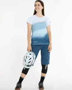DHaRCO Womens Short Sleeve Jersey | Shore Outlet